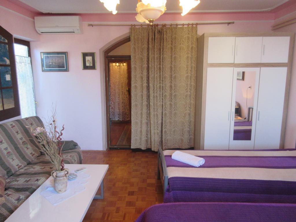 Apartments Ivanka 378 Ровинь Экстерьер фото