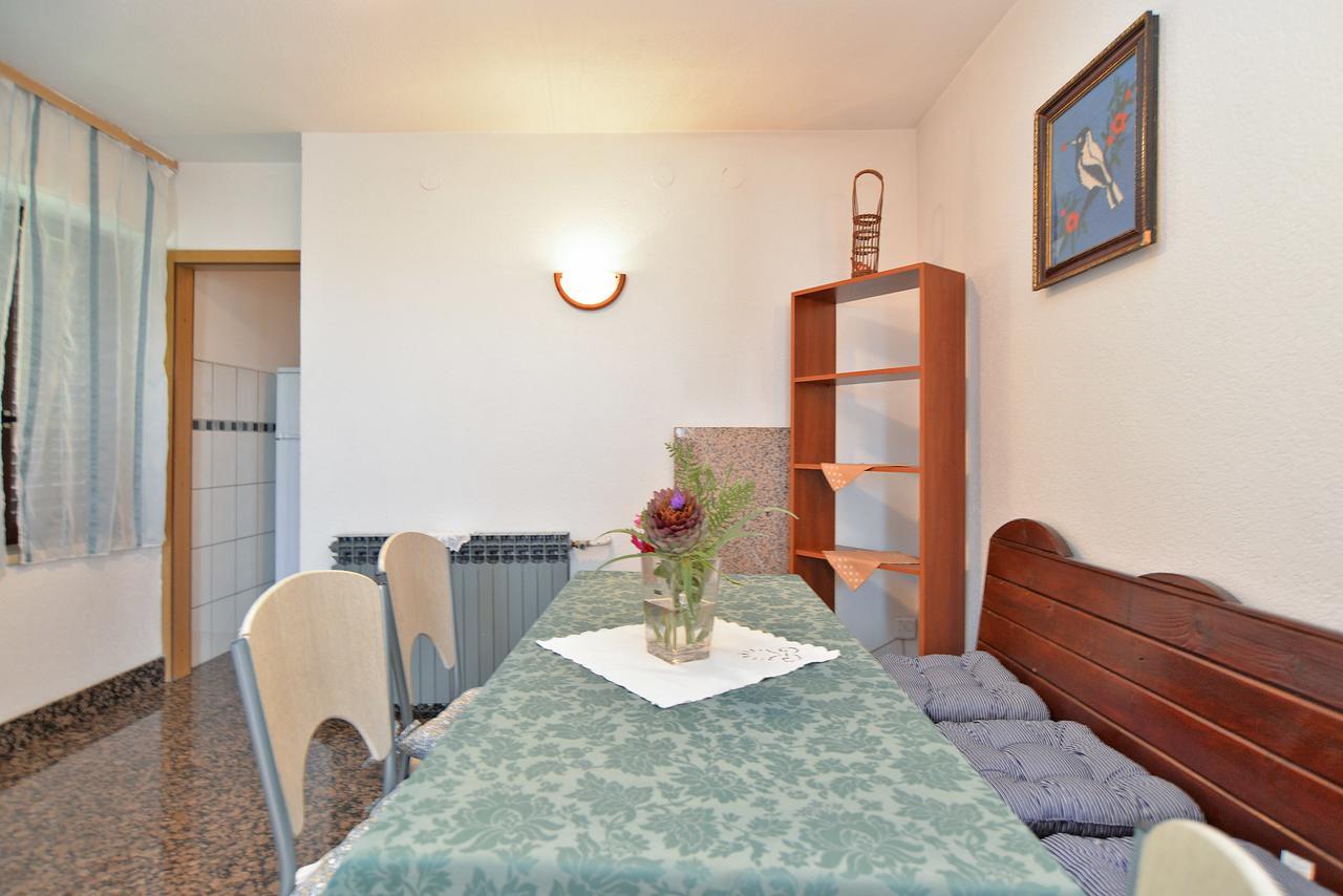 Apartments Ivanka 378 Ровинь Экстерьер фото