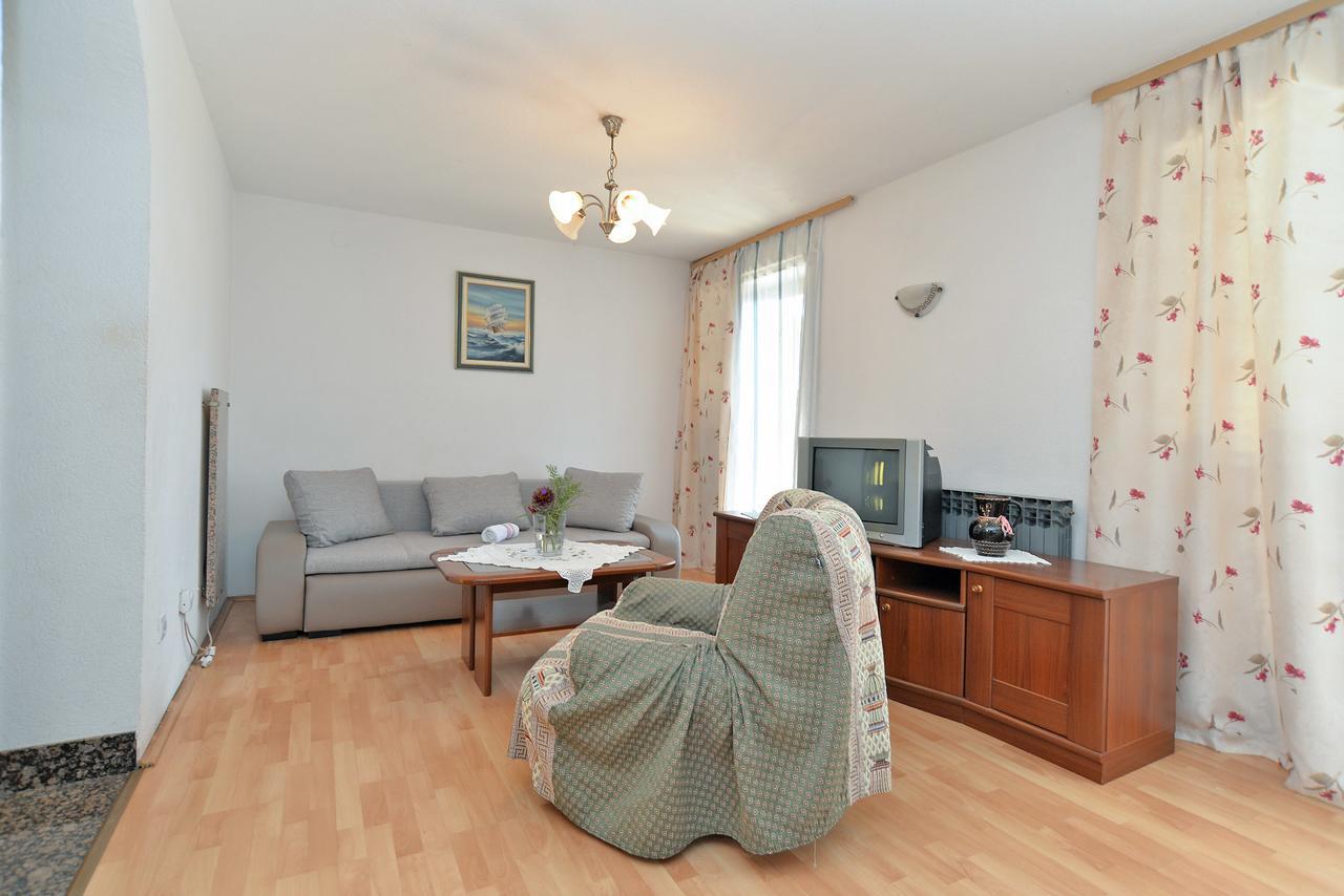 Apartments Ivanka 378 Ровинь Экстерьер фото