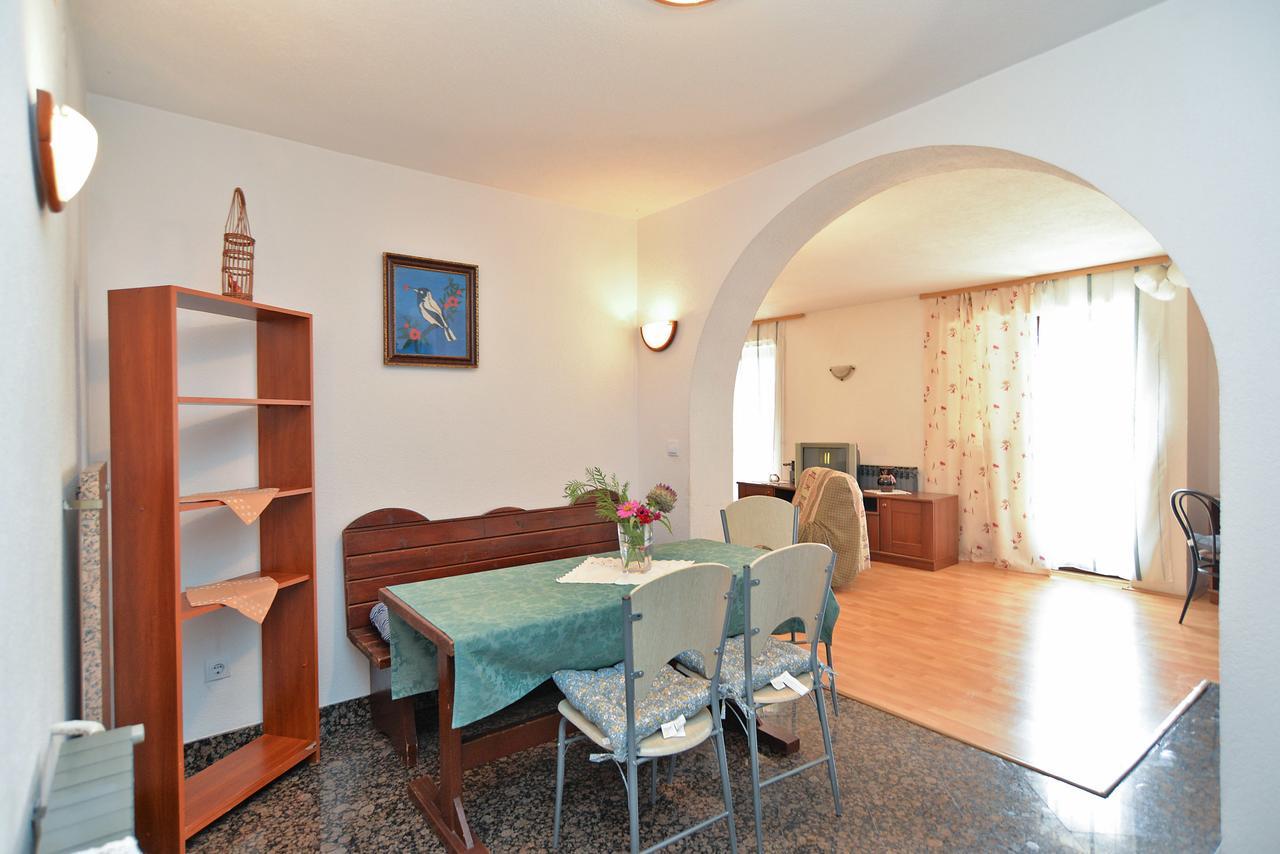 Apartments Ivanka 378 Ровинь Экстерьер фото