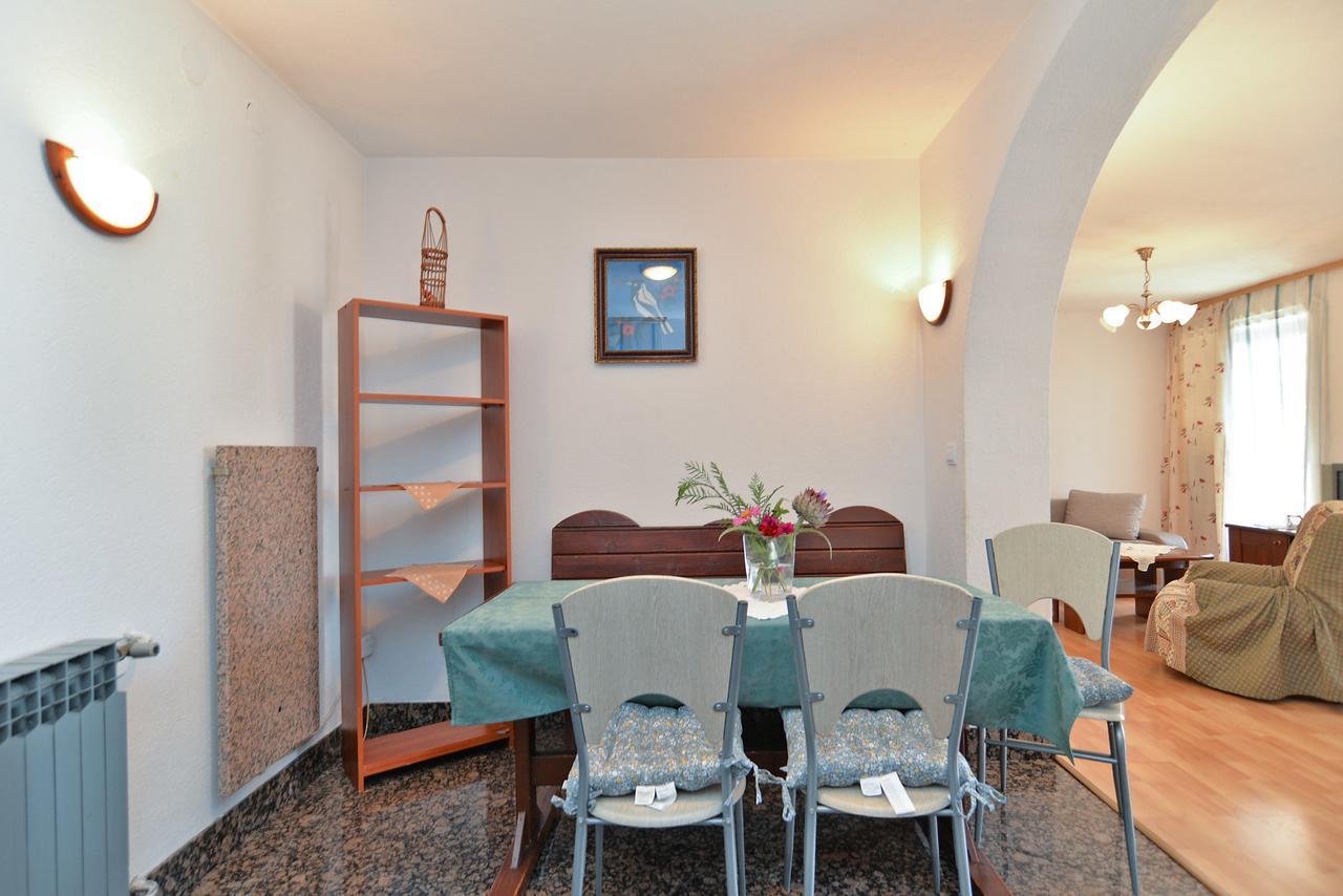 Apartments Ivanka 378 Ровинь Экстерьер фото